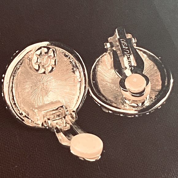 Vintage Pave SWAROVSKI Crystals & silverTone Domed - Picture 5 of 6